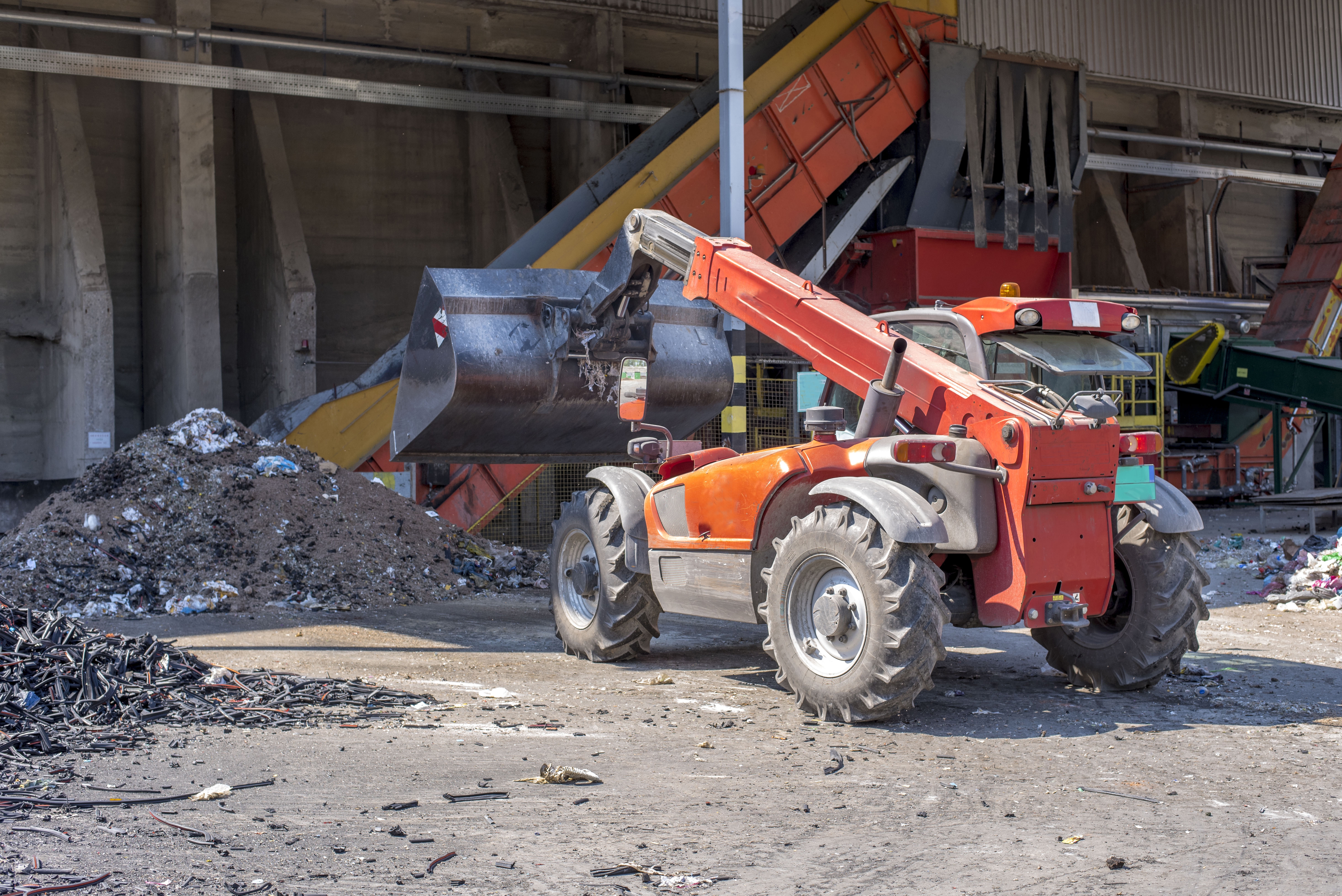 Building Materials loading into trucks to supply to vendors